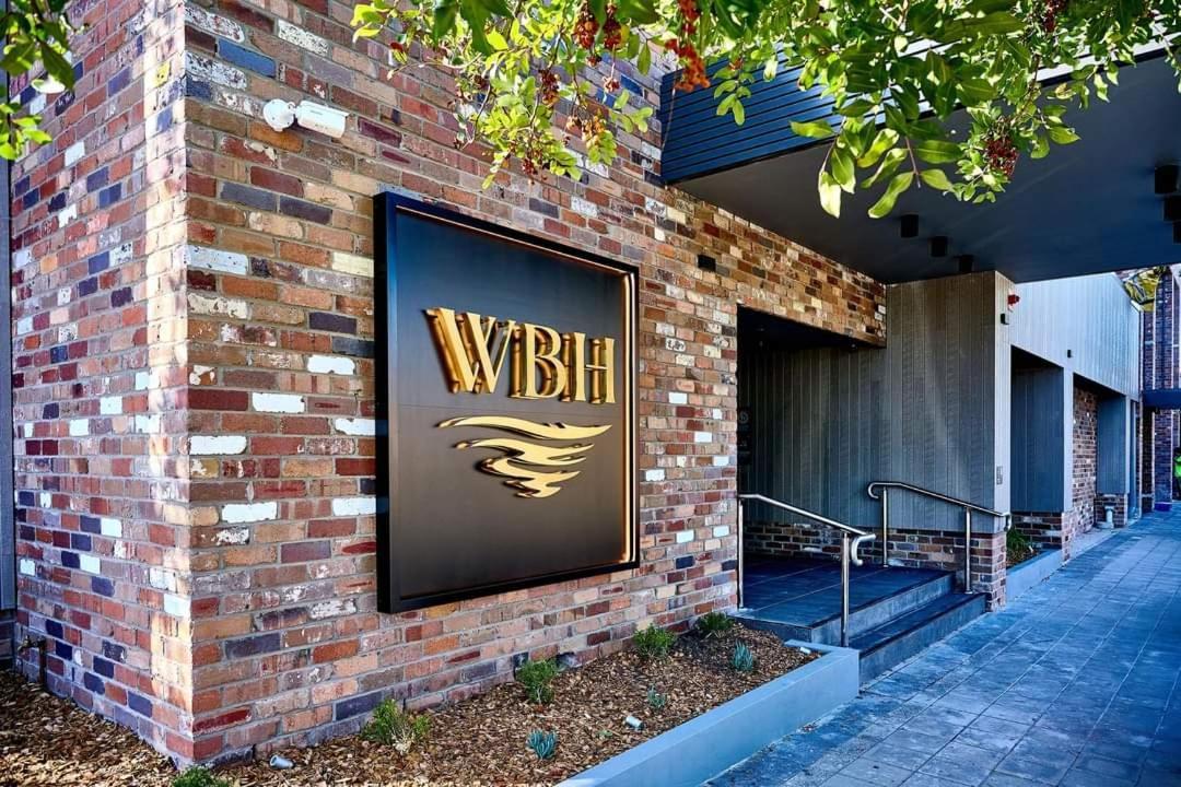Warners Bay Hotel Dış mekan fotoğraf