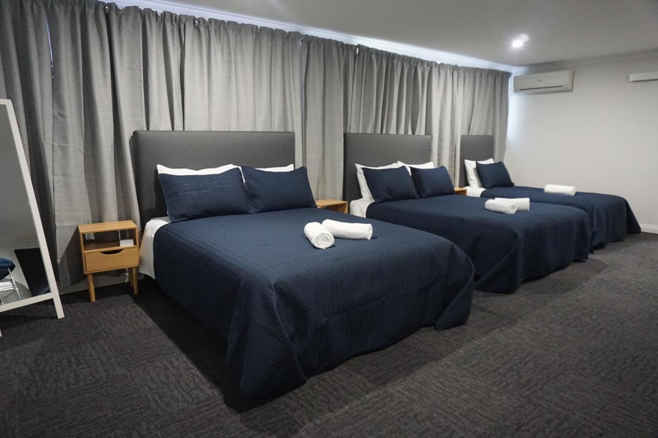 Warners Bay Hotel Dış mekan fotoğraf